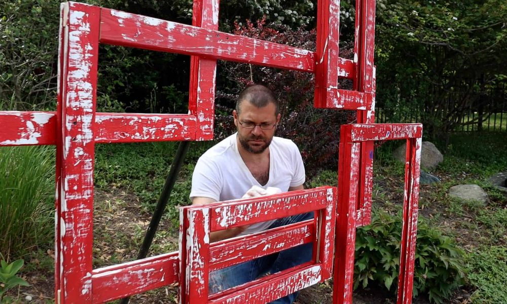 Footage.00_00_15_27.Still031